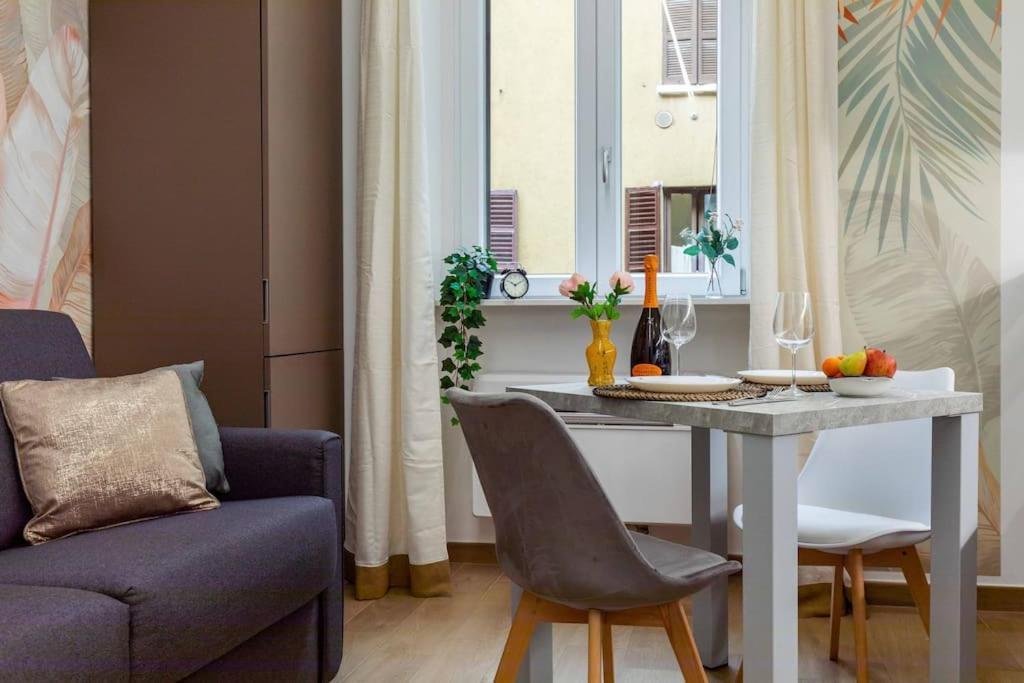 Exotic House In Central Of Milan Luaran gambar